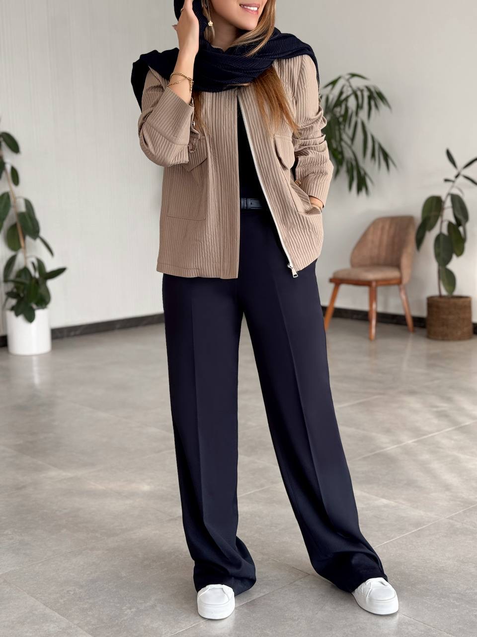 ست شلوار و بامبر کرمی زنانه