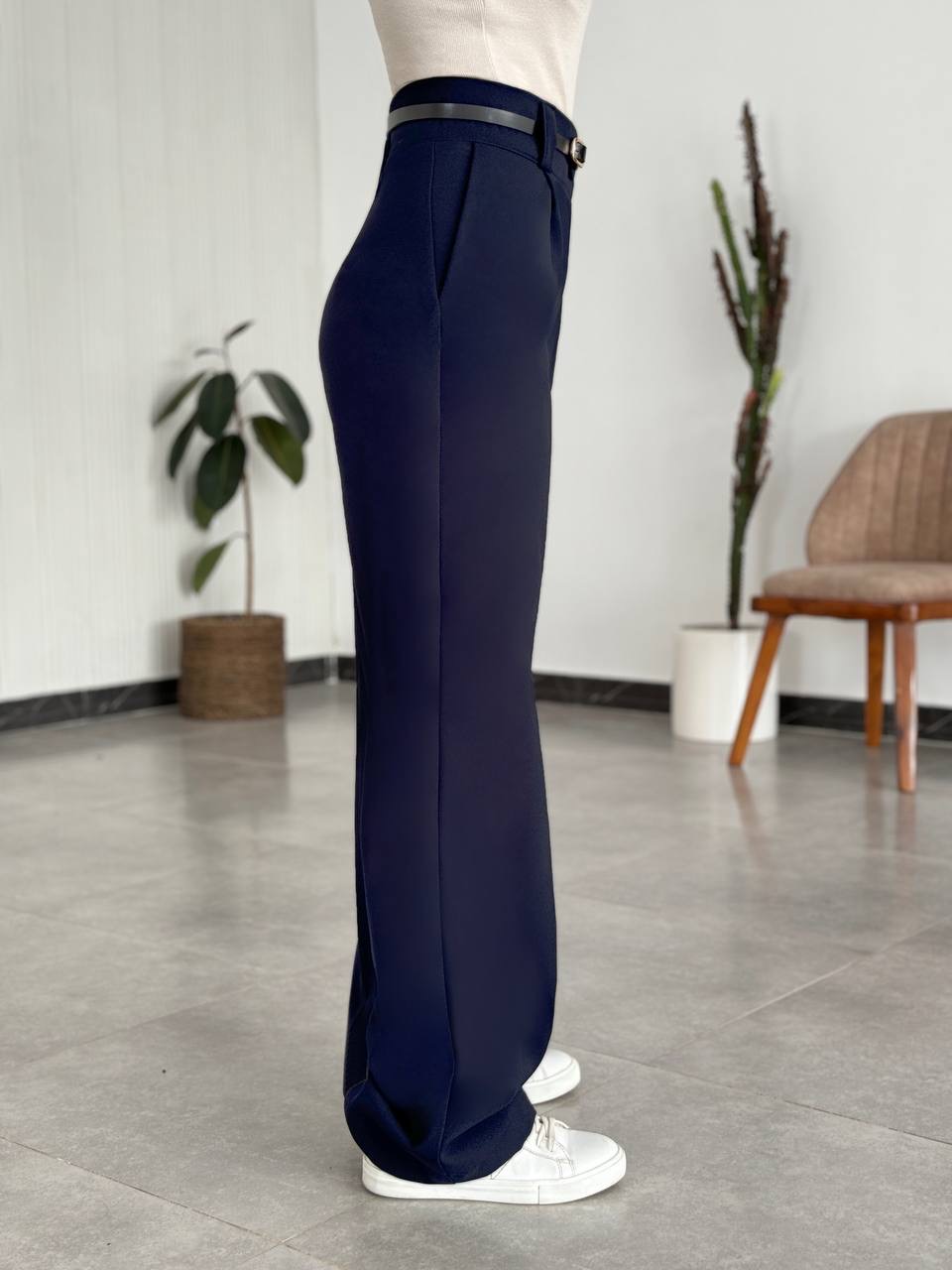 شلوار نیم بگ سورمه ای زنانه