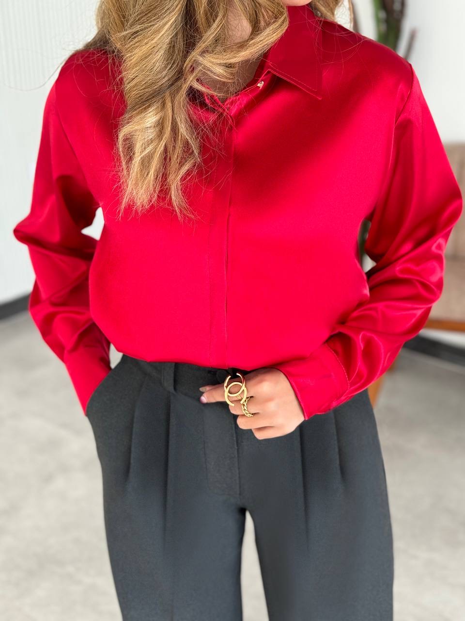 خرید شومیز ساتن قرمز