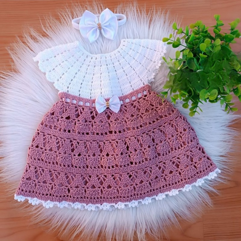 پیراهن نوزادی با تل کد۲۳۵