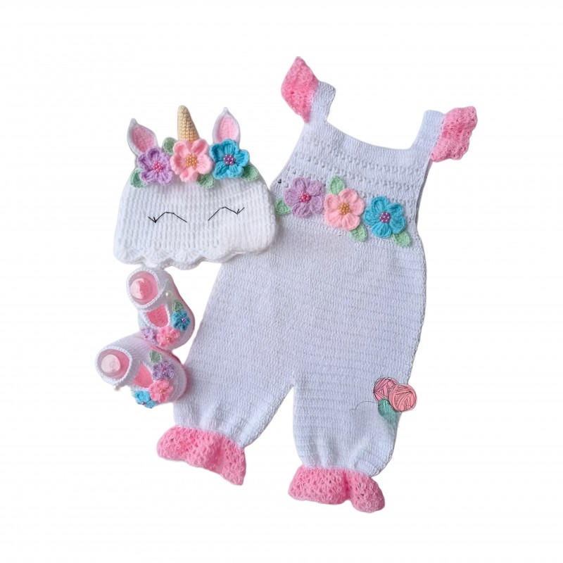 سرهمی نوزادی دخترانه با کلاه و پاپوش کدFd44