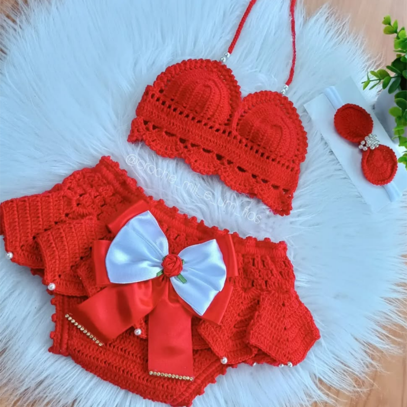 ست ۳ تکه لباس یلدایی بافتنی بچه گانه مدل  yalda04