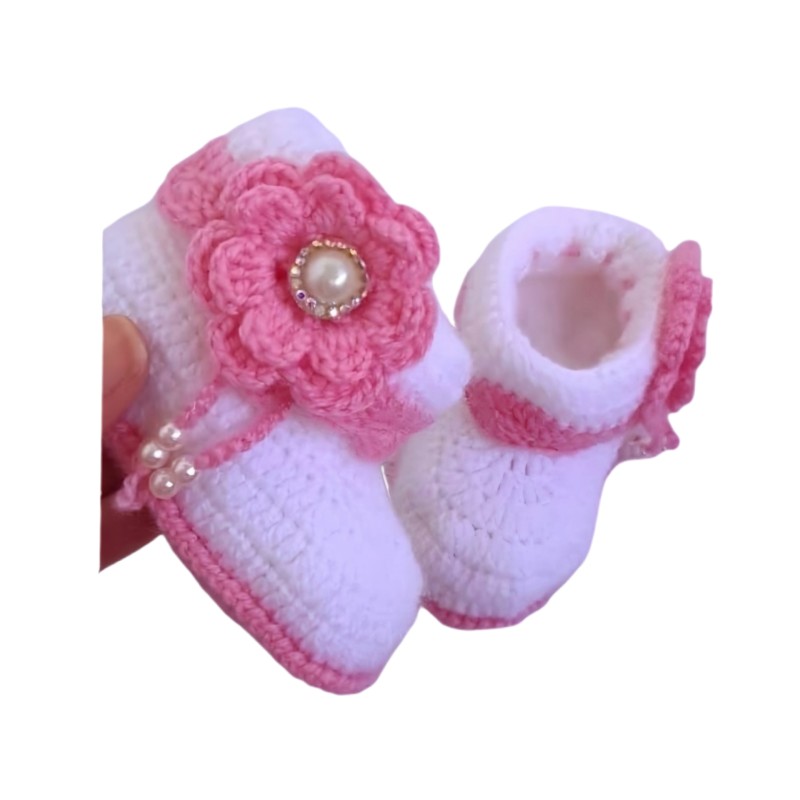 پاپوش نوزادی مدل نیم بوت قلاب بافی کدX1W