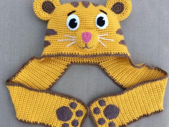 کلاه شال قلاب بافی