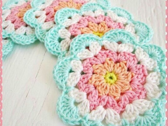 زیرلیوانی بسته 4عددی