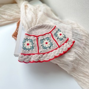 کلاه قلاب بافی زنانه