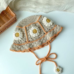 کلاه قلاب بافی زنانه