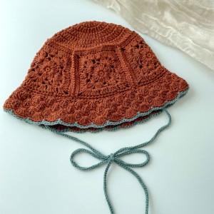 کلاه قلاب بافی زنانه