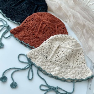 کلاه قلاب بافی زنانه