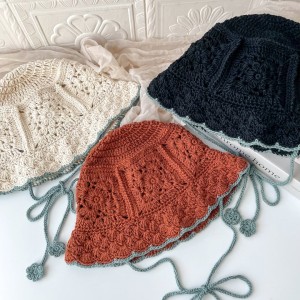 کلاه قلاب بافی زنانه