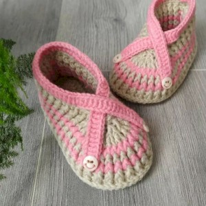 پاپوش نوزادی بافتنی  مدل  جورج کدce021