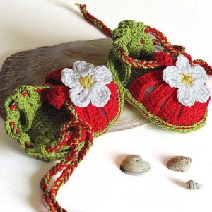 پاپوش بافتنی نوزادی مدل رد03