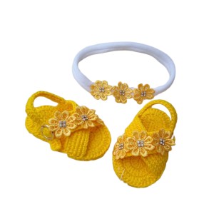 صندل نوزادی دخترانه گلدار Jewel با تل
