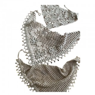 اسکارف قلاب بافی کد Cv32