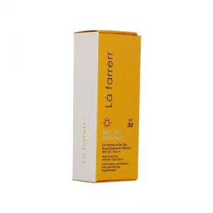 کرم ضد آفتاب و ضد لک بی‌ رنگ لافارر مدل SPF30 مناسب پوست‌ خشک و معمولی