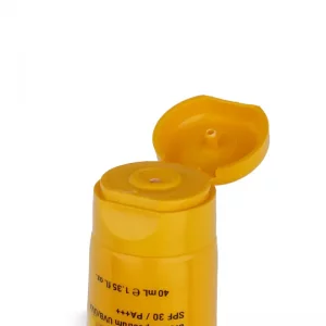 کرم ضد آفتاب و ضد لک بی‌ رنگ لافارر مدل SPF30 مناسب پوست‌ خشک و معمولی