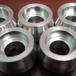 اتصال گیرنده ساکولت فولادی A105 ساکت استاندارد ASME B16-11 کلاس 3000