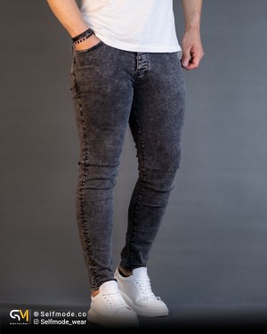 شلوار جین اسکینی فیت