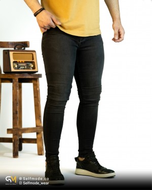 شلوار جین اسکینی فیت