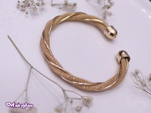 دستبند بنگل زنانه مدل طلا DZ1051