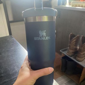 ماگ استنلی نی دار سورمه ای 887 میلی لیتر FLIP STRAW TUMBLER