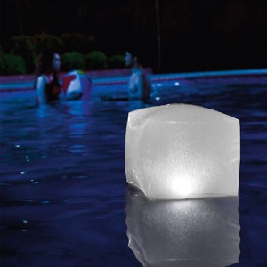 چراغ LED روی آب مکعب اینتکس 28694