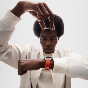 قیمت ساعت هوشمند ضدآب ناتینگ