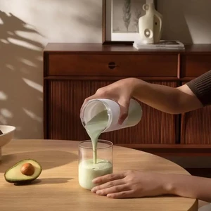 شیکر شارژی و اسموتی ساز قابل حمل شیائومی