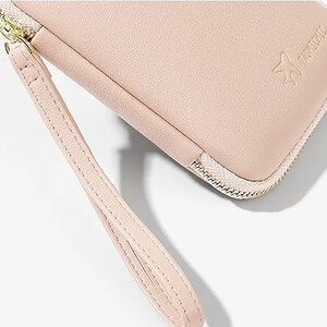 کیف پول و کیف پاسپورت تائومیک