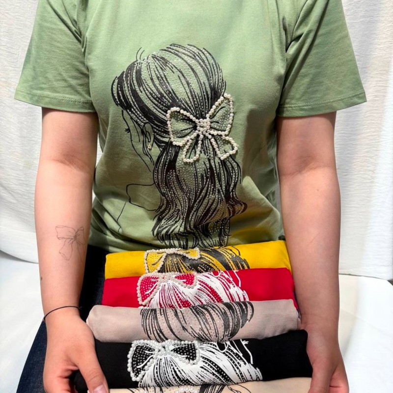 تیشرت طرخ دختر مو پاپیونی