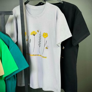 تیشرت طرح گل ساق بلند