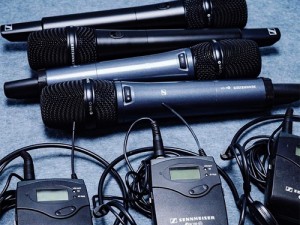 در این مقاله به بررسی ویژگی‌های مرکز فروش میکروفون در تهران، معیارهای انتخاب مرکز معتبر و معرفی برخی برندها و... می‌پردازیم.