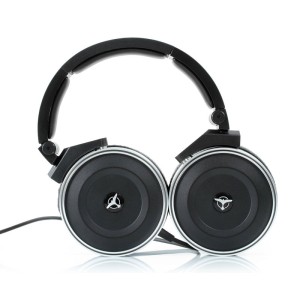 AKG        K167 TIESTO