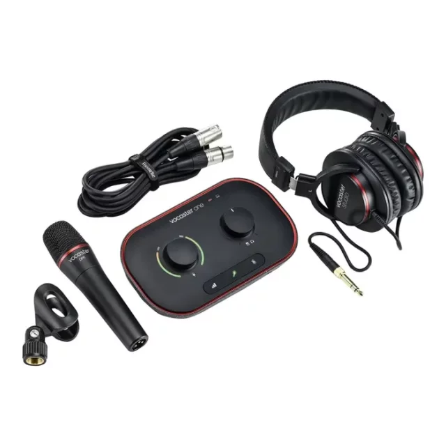 Focusrite     Vocaster One Studio