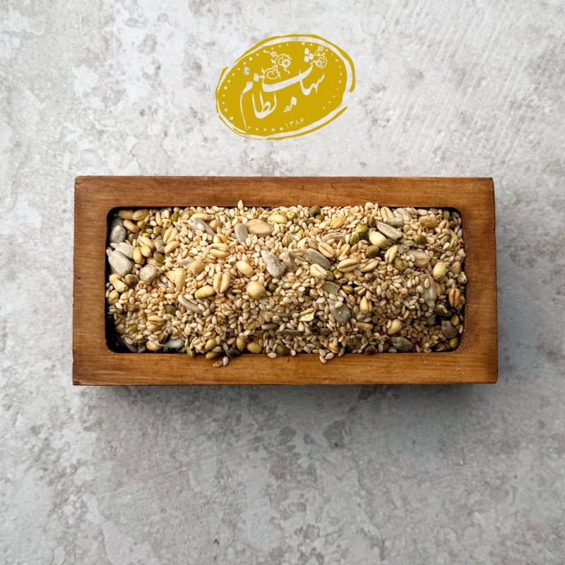 آجیل مادربزرگ