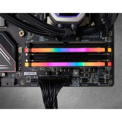 رم دسکتاپ DDR4 دو کاناله 3600 مگاهرتز CL18 کورسیر مدل VENGEANCE RGB PRO ظرفیت 32 گیگابایت