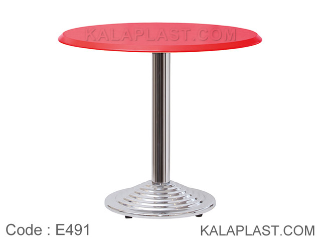میز 4 نفره صفحه PVC با پایه پله ای چدنی کروم کد E491