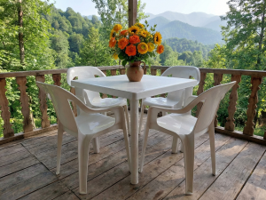 ست میز و صندلی  4 نفره پلاستیکی سولارا