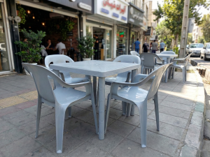 ست میز و صندلی  4 نفره پلاستیکی سولارا