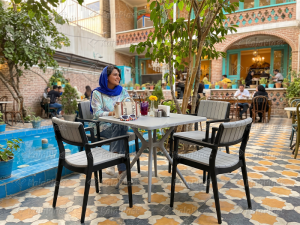 ست میز و صندلی 4 نفره پلیمری تارا