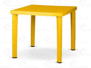 میز 4 نفره مربع با چهارپایه لوله ای پلاستیکی کد 823