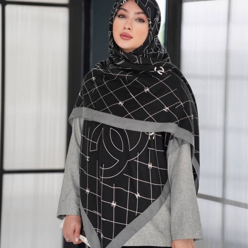 روسری سی اسکارف طرح شنل لوزی
