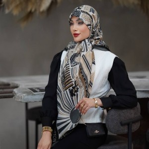 روسری سی اسکارف طرح لویی ویتون