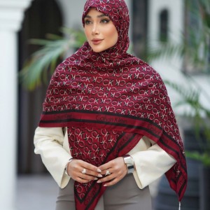 روسری سی اسکارف طرح کلوین کلاین