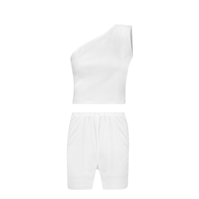 ست نیم تنه و شلوارک زنانه مدل یقه رومی رنگ سفید