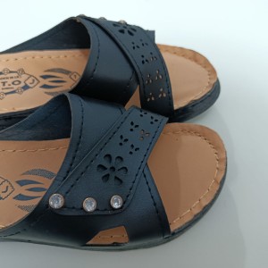 دمپایی زنانه مدل سه نگین الماس کد 7117678