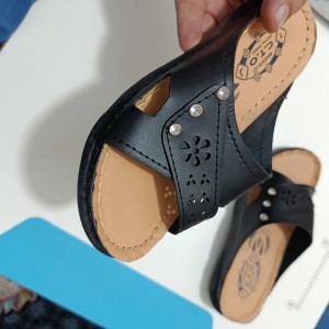 دمپایی زنانه مدل سه نگین الماس کد 7117678