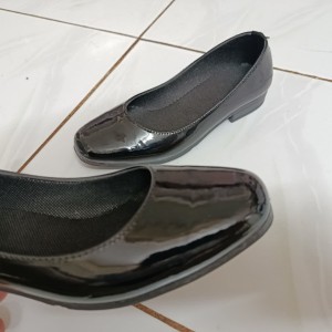 کفش کالج زنانه ورنی مشکی براق شاندیز مد کد 7424552