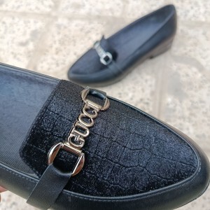 کفش کالج زنانه رویه مخمل دار طرح Gucci  کد: 7512695