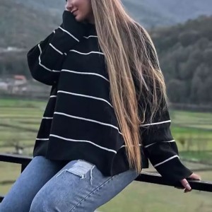 پلیور بافت زنانه لش راه راه سیاه و سفید کد 7790278